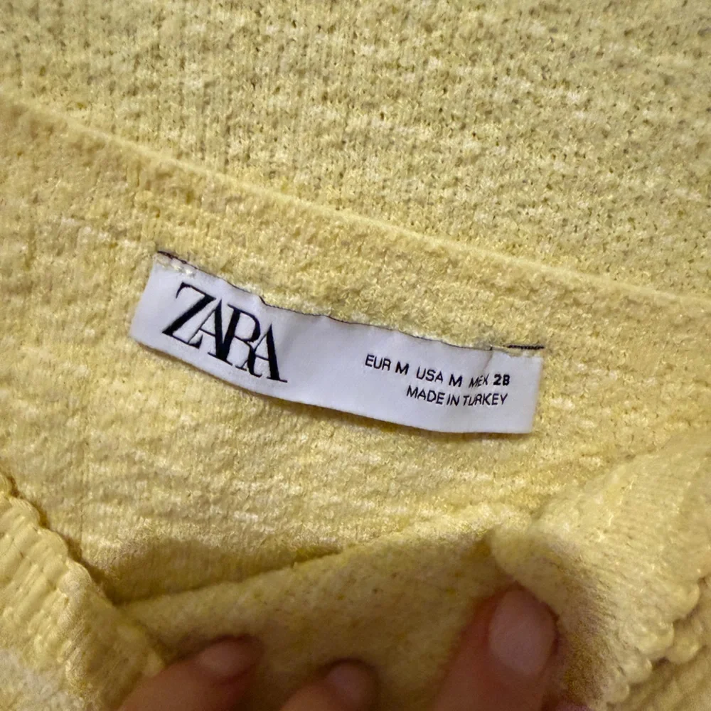 Zara Yellow Knit Cardigan and Top Set - Picture 9 of 10